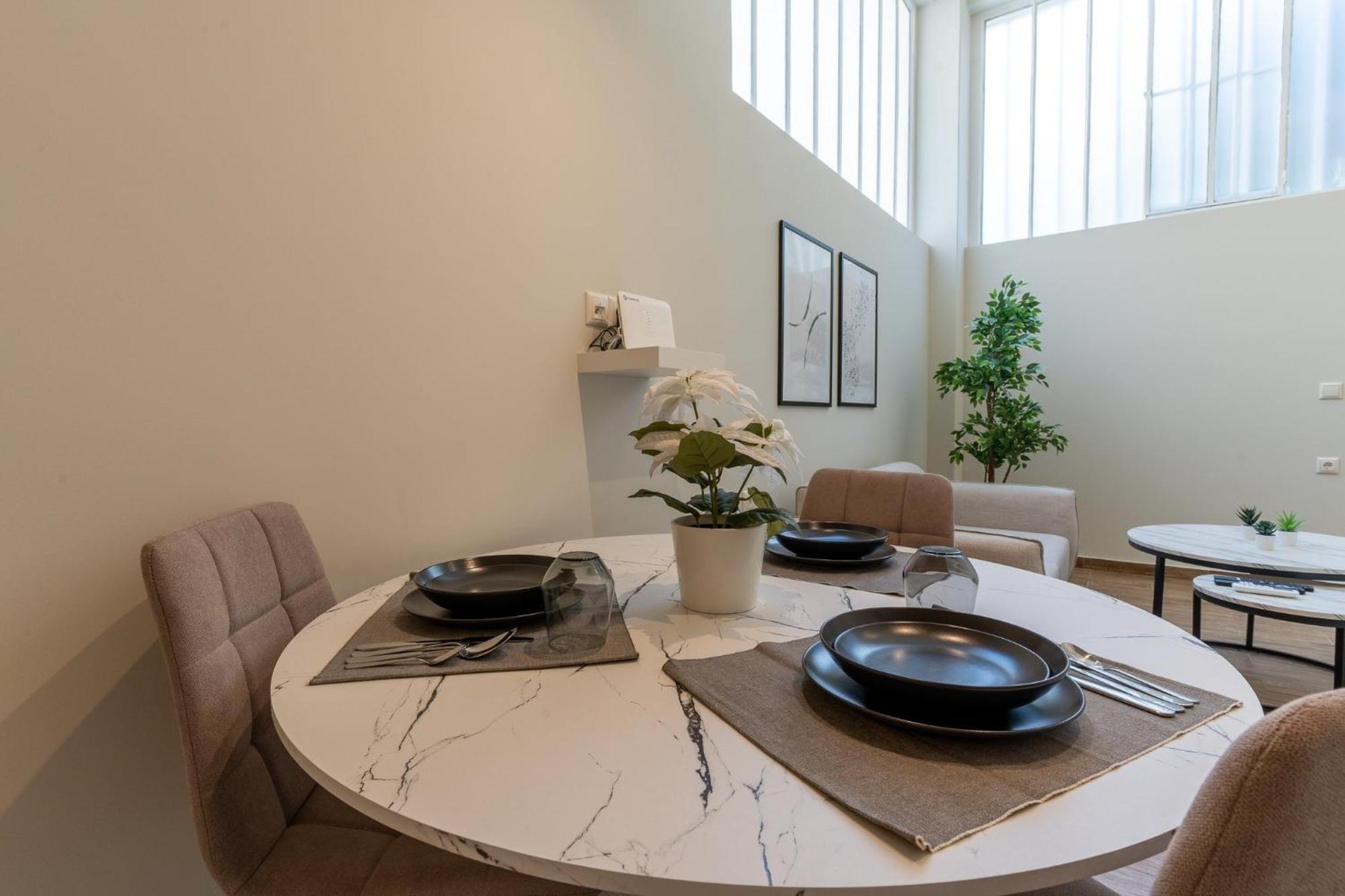 Acropolis Local Loft Apartment เอเธนส์ ภายนอก รูปภาพ