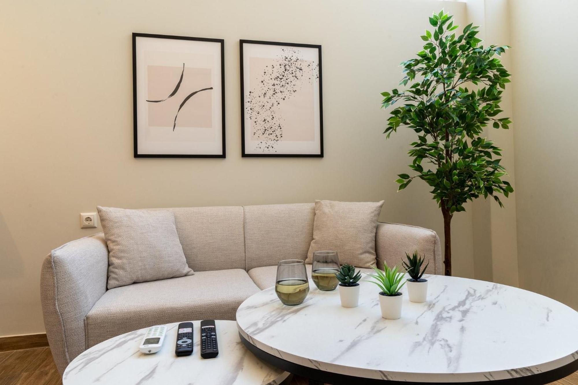 Acropolis Local Loft Apartment เอเธนส์ ภายนอก รูปภาพ